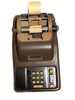 1940's Vintage Underwood Sundstrand Adding Machine.