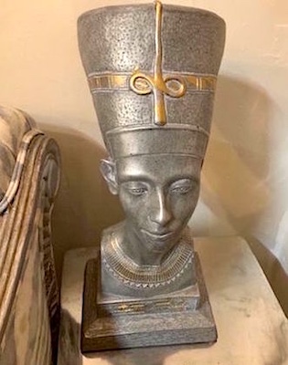 Egyptian Nefertiti Queen
