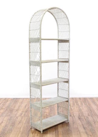 Wicker White Etagerer  Half Dome Top