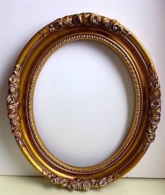  Medium Oval Picture Frame