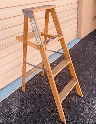 Medium Natural Wood Ladder