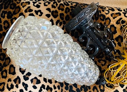 1970s Glass Hanging Pineapple Pendant Light Fixture Swag