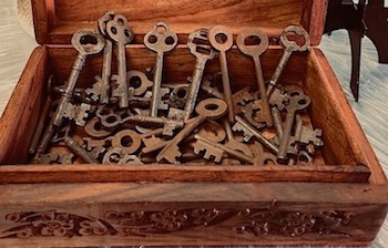 Vintage Rustic Skeleton Keys