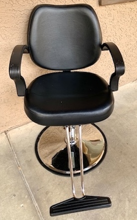 Black and Chrome Beauty Salon Chair