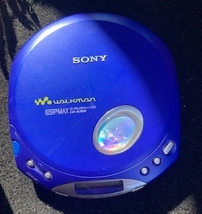 sonybluwlkmcdplyr