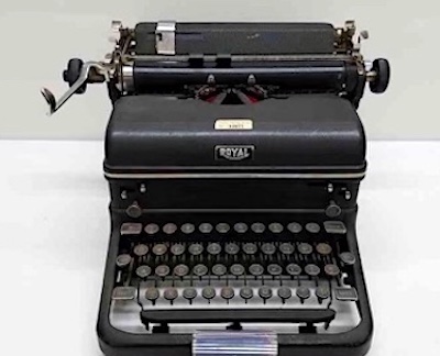 1947 Royal KMM Black Typewriter