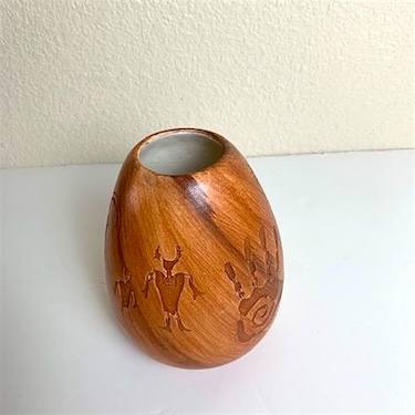 Hand Etched Petroglyph Pot by Navajo Artist Binishtaa